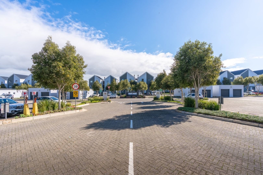 2 Bedroom Property for Sale in Burgundy Estate Western Cape